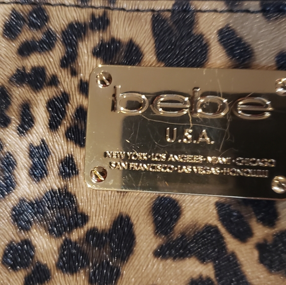 Bebe leopard print clutch - Picture 4 of 5